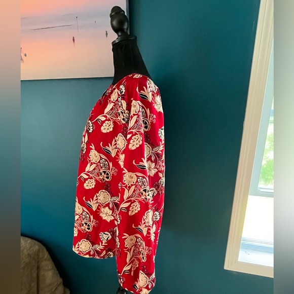 Lane Bryant Raglan Ruffle cuff blouse size 18/20 - Picture 6 of 11